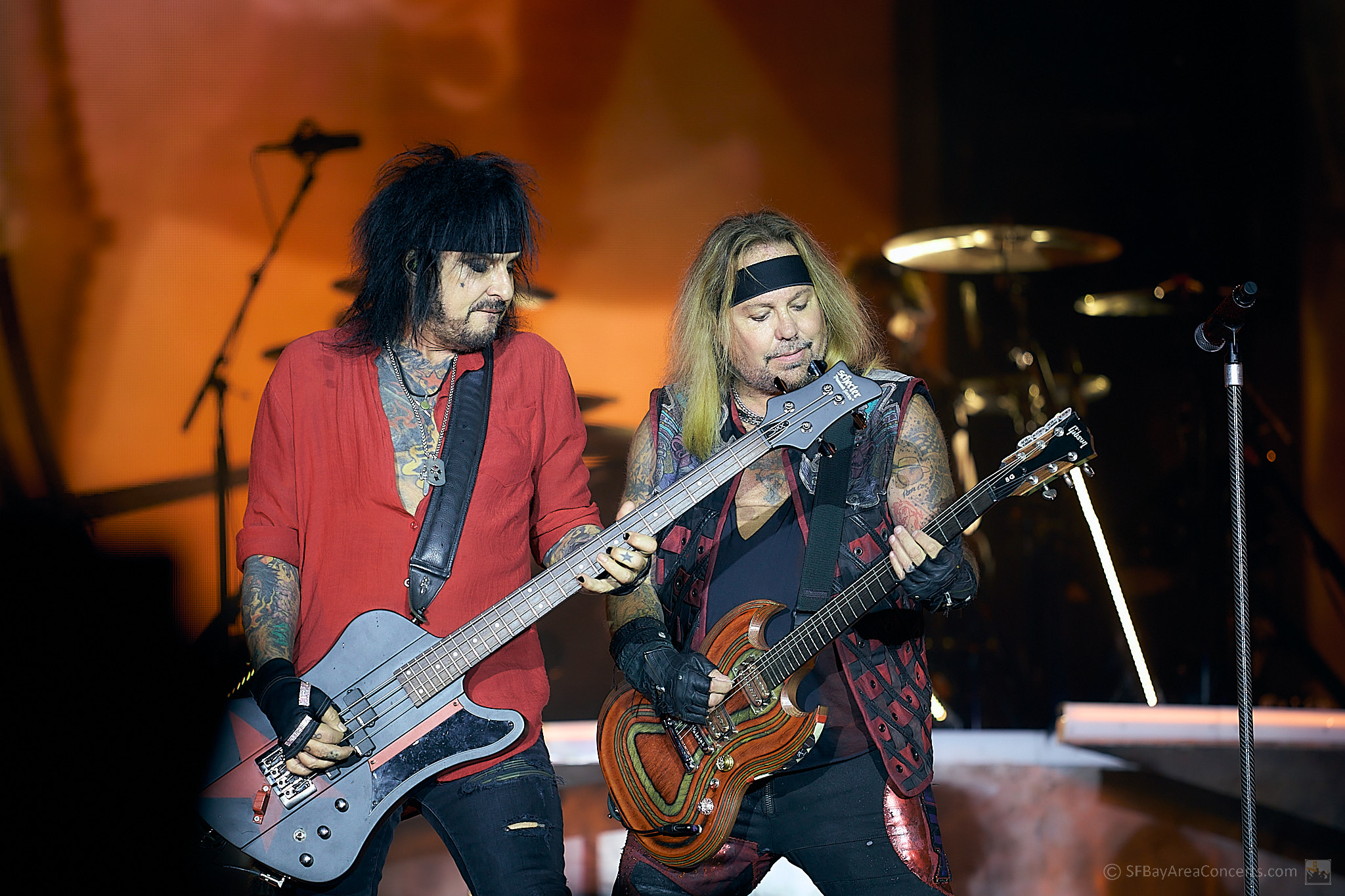 Review - Def Leppard, Mötley Crüe, Poison, Joan Jett & the Review - Def Leppard, Mötley Crüe, Poison, Joan Jett & the